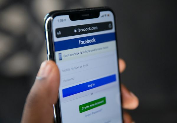 Découvrez comment automatiser Facebook facilement avec Make